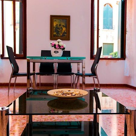 Appartamento Dei Frari Venice Luaran gambar
