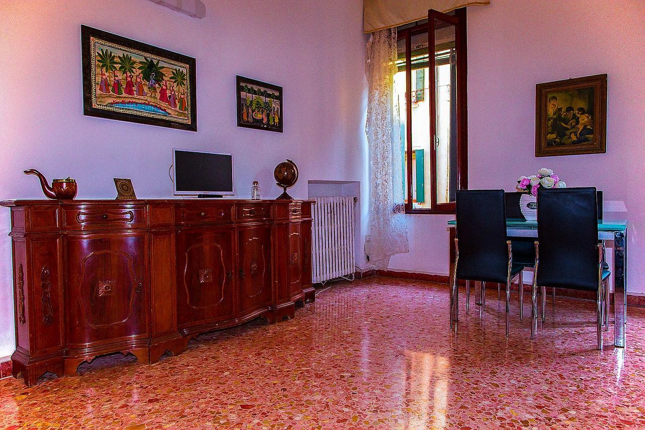 Appartamento Dei Frari Venice Luaran gambar
